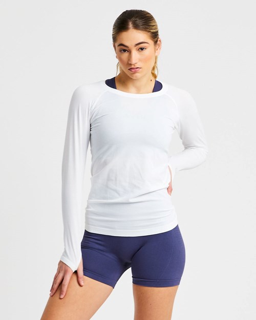 AYBL Embrace Seamless Long Sleeve T Shirt Wit | 6485207-BE