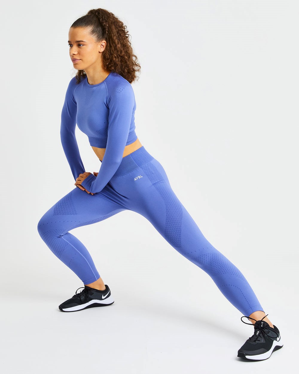 AYBL Ignite Seamless Long Sleeve Crop Top Blauw | 3721098-ME