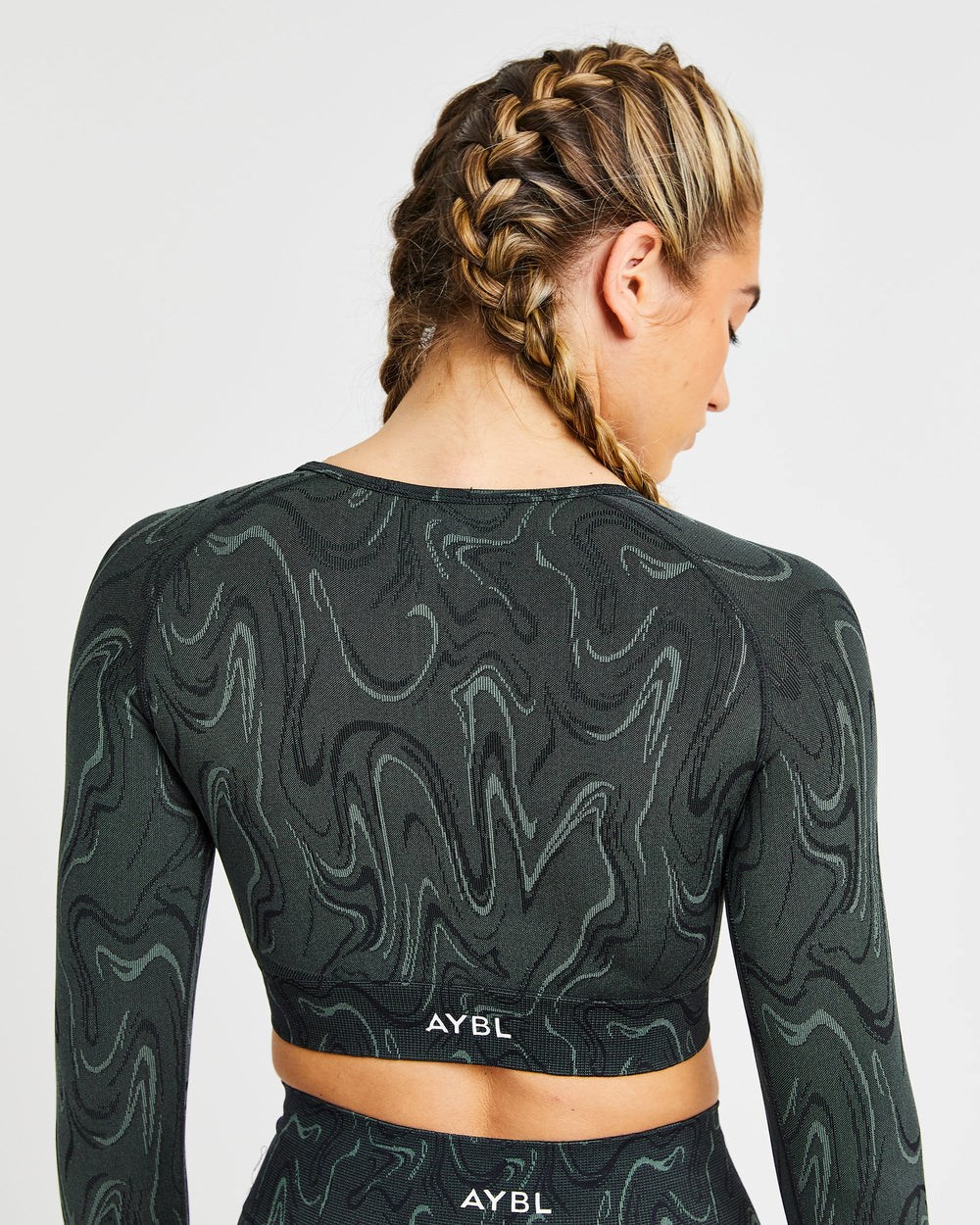 AYBL Velocity Seamless Long Sleeve Crop Top Zwart | 0693457-YH