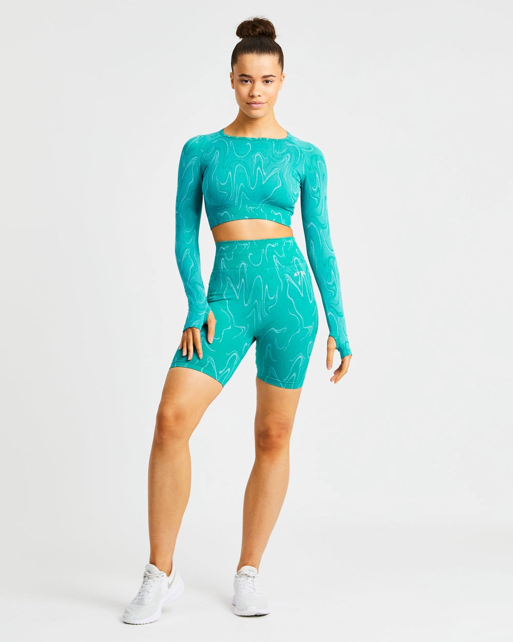 AYBL Velocity Seamless Long Sleeve Crop Top Turquoise | 1903658-YC