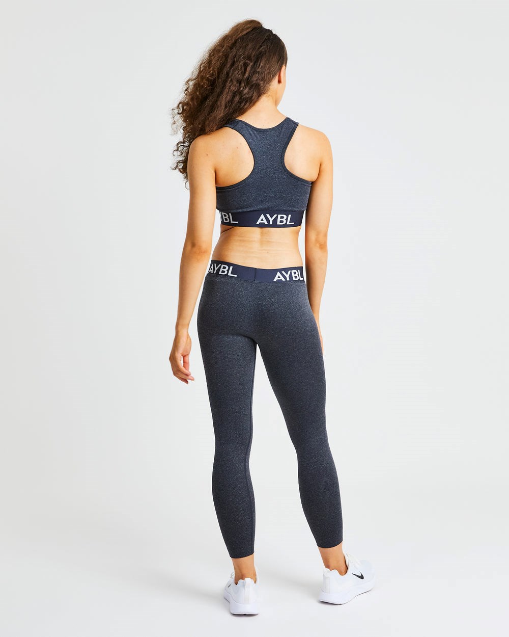 AYBL Staple Seamless Sports Bra Zwart | 4625810-CW