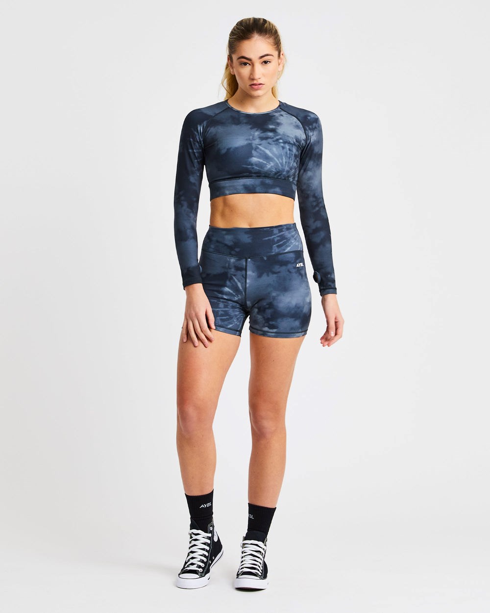 AYBL Core Long Sleeve Crop Top Zwart | 3461927-FW