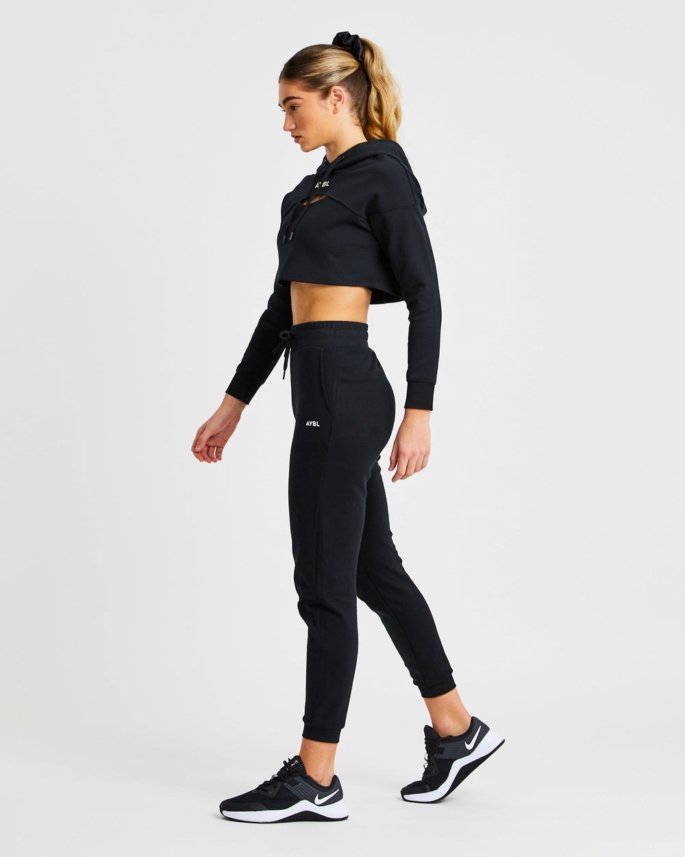 AYBL Everyday Joggers Zwart | 1864237-ZH