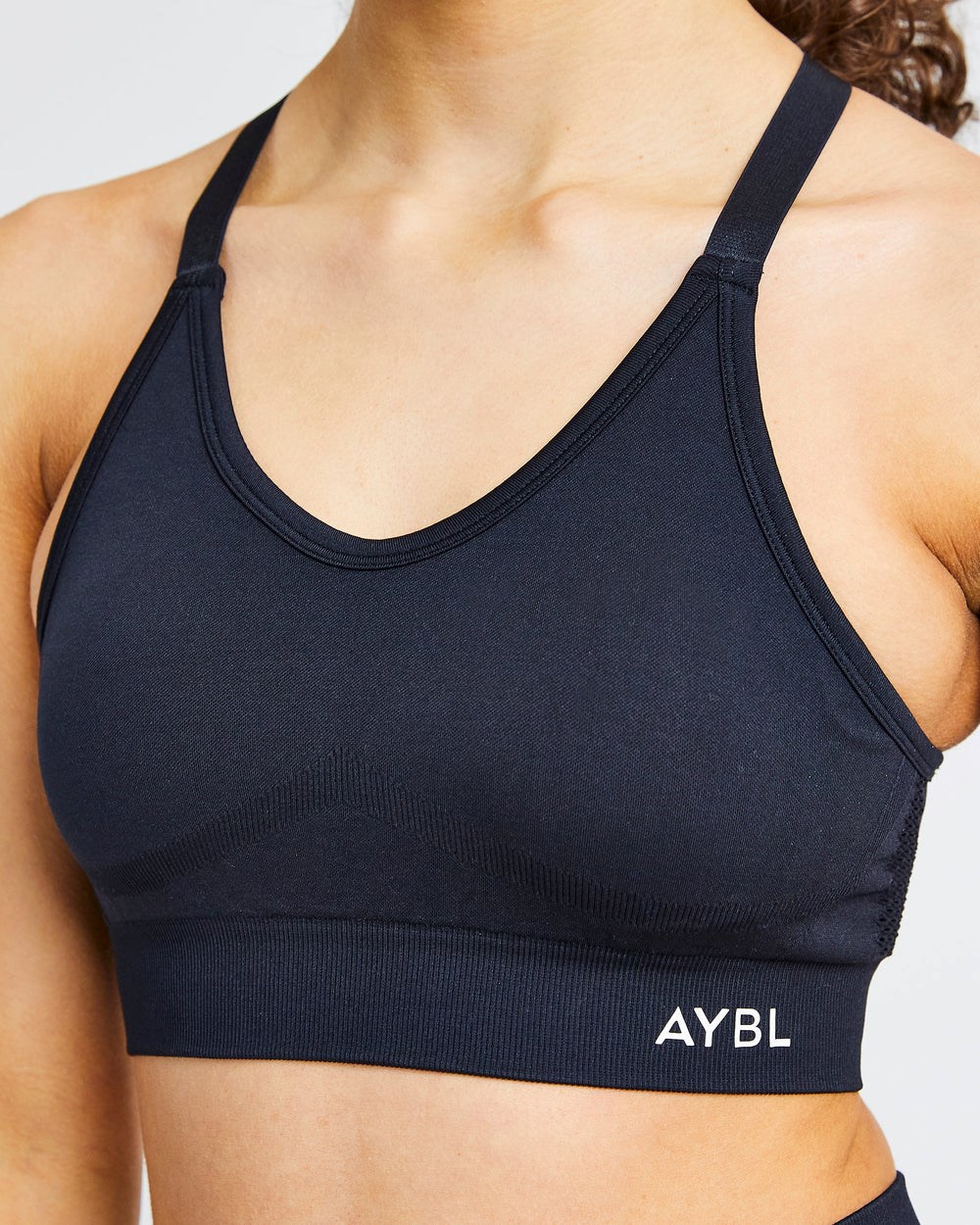 AYBL Reform Seamless Sports Bra Zwart | 7014968-MN