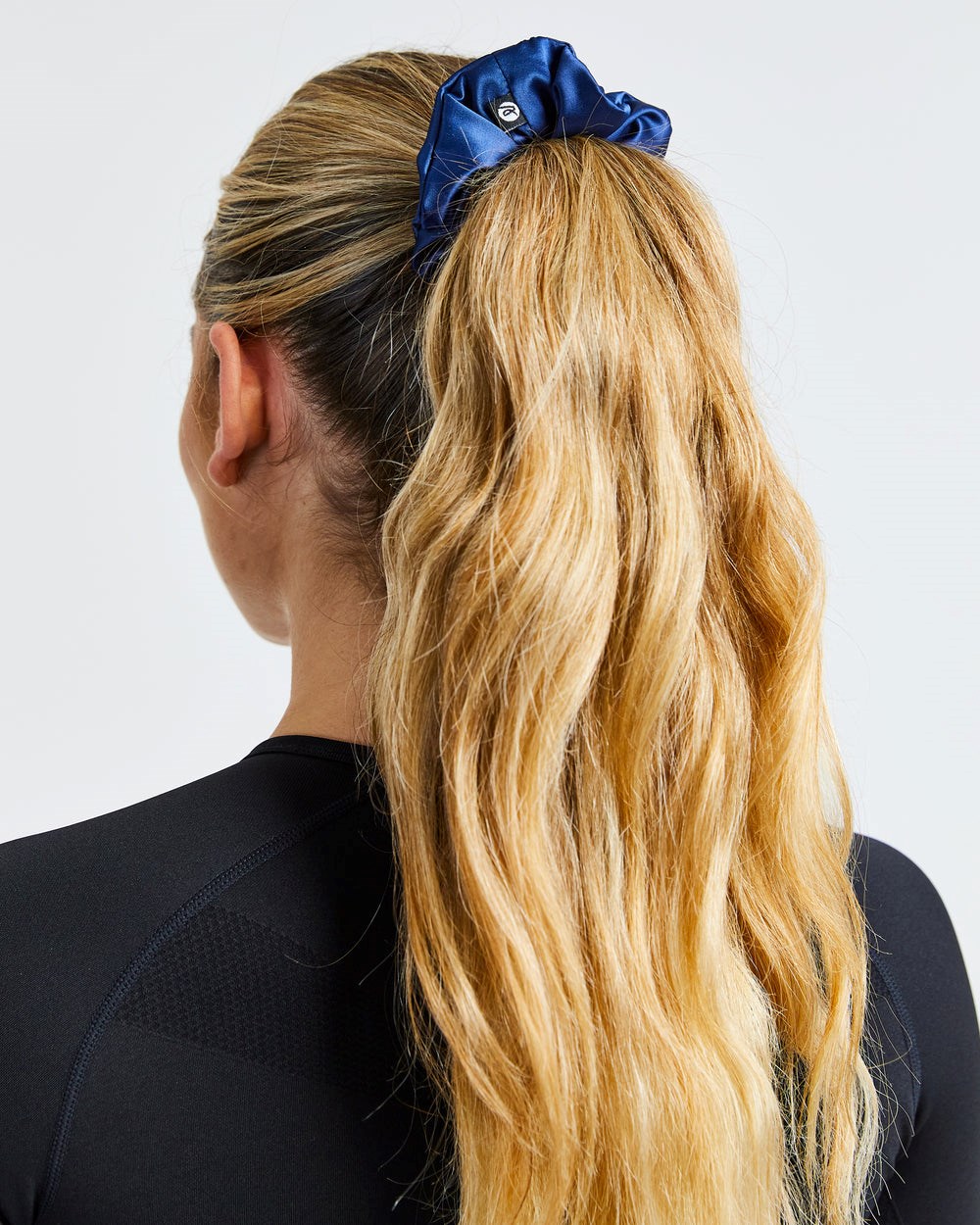 AYBL Scrunchie 4 Pack White/Black/Charcoal/Navy | 7051436-VT