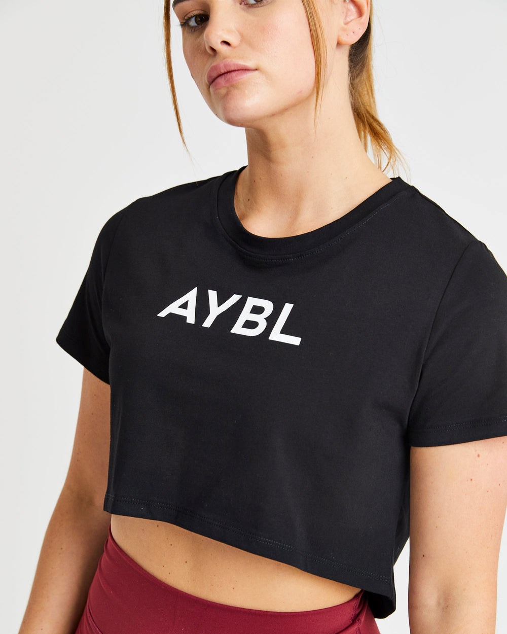 AYBL Crop T Shirt Zwart | 9564281-BY