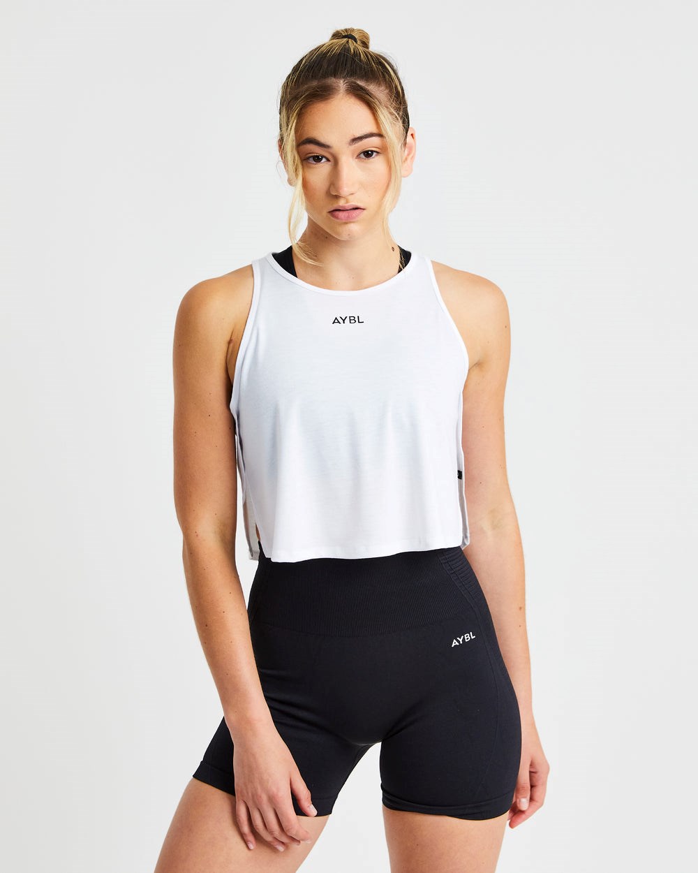 AYBL Strive Crop Vest Wit | 0241583-XU