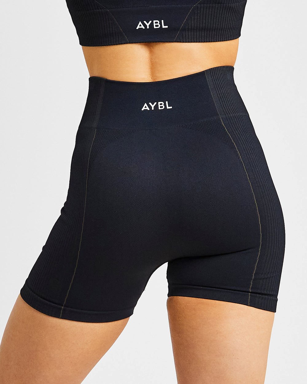 AYBL Reflex Seamless Shorts Zwart | 7941683-EM