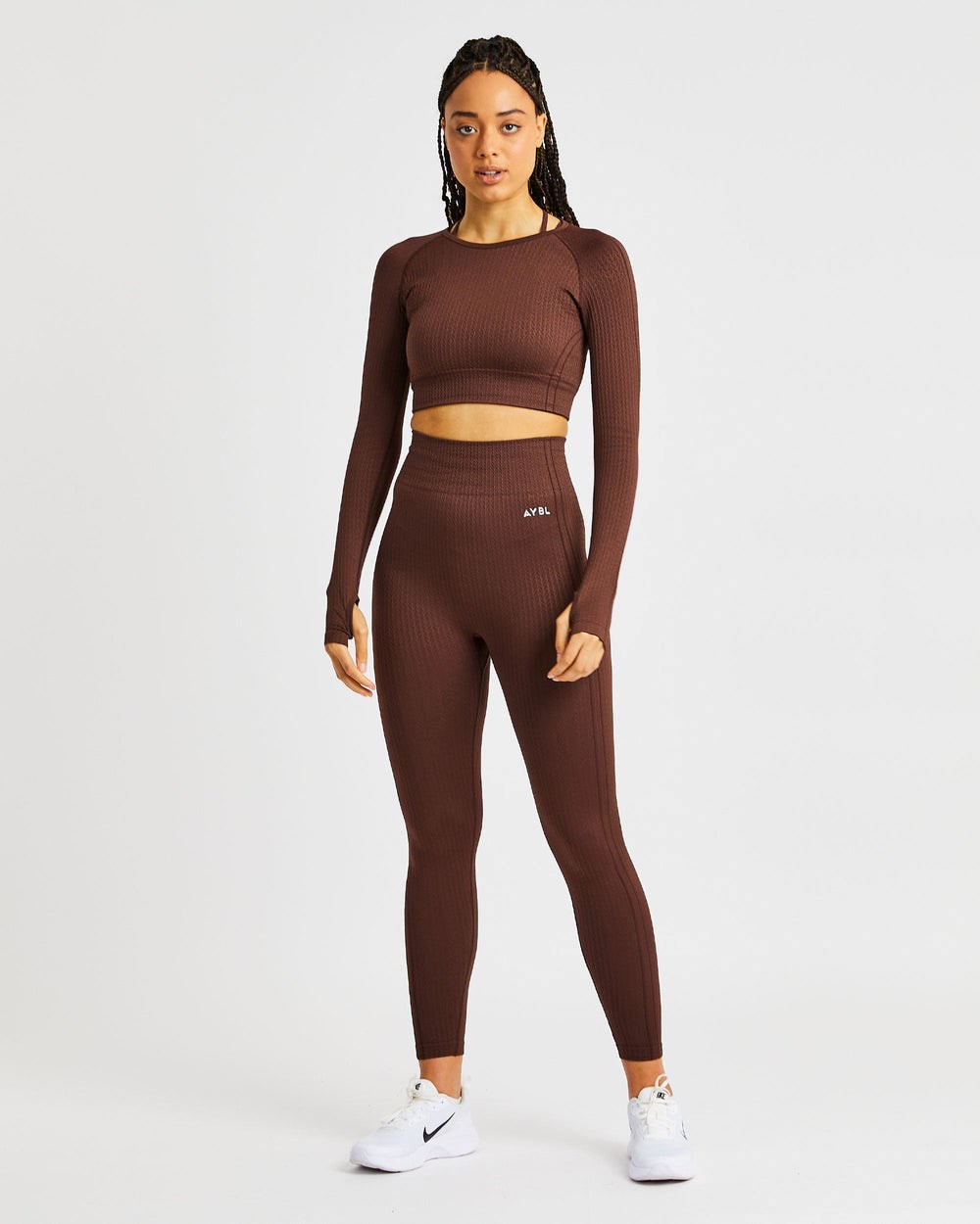 AYBL Luxe Seamless Long Sleeve Crop Top Bruin | 9608314-MG