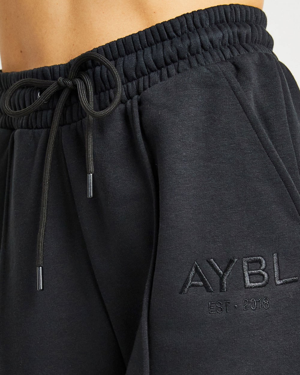 AYBL Luxe Joggers Zwart | 2486059-IE