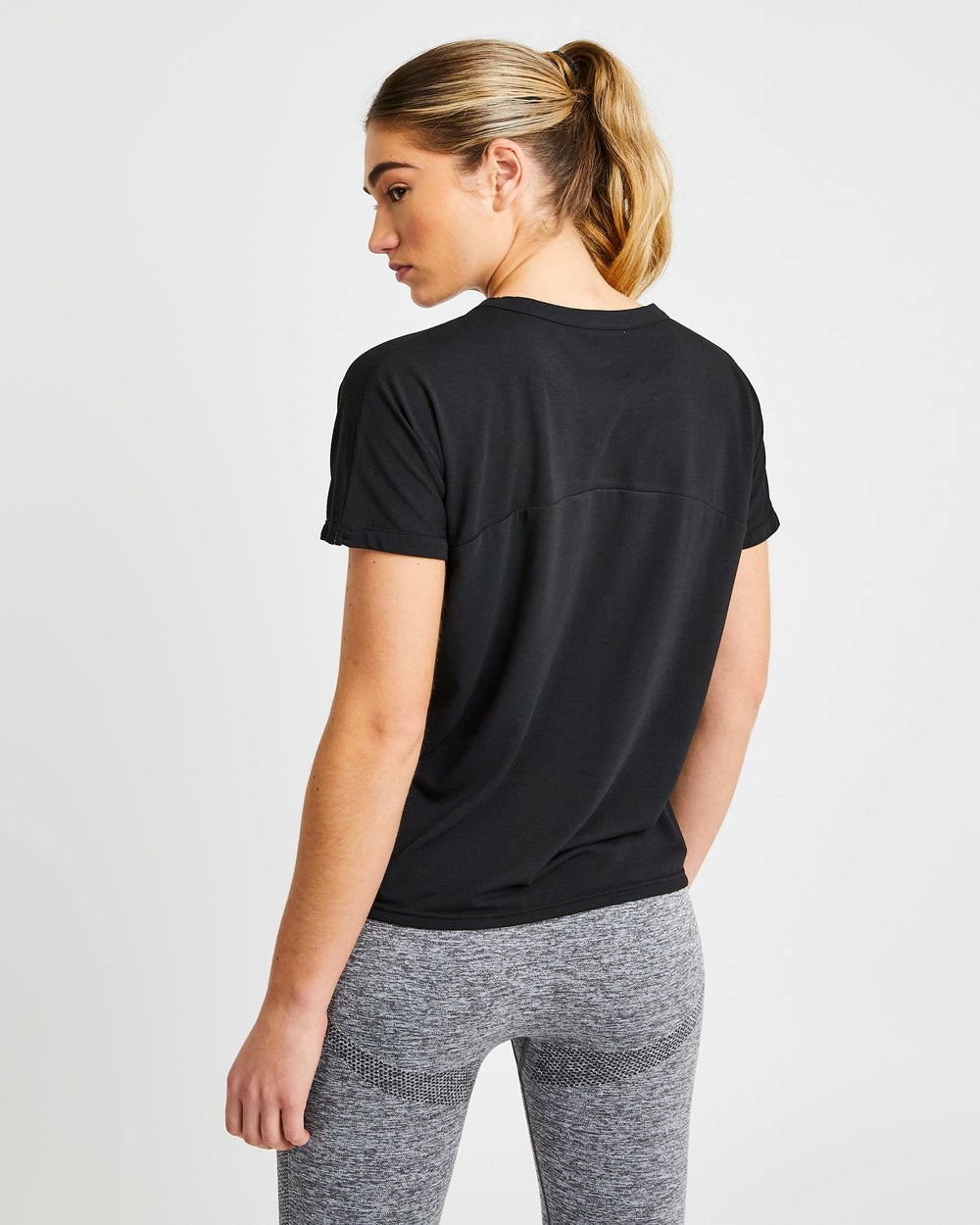 AYBL Boxy T Shirt Zwart | 7801659-ME