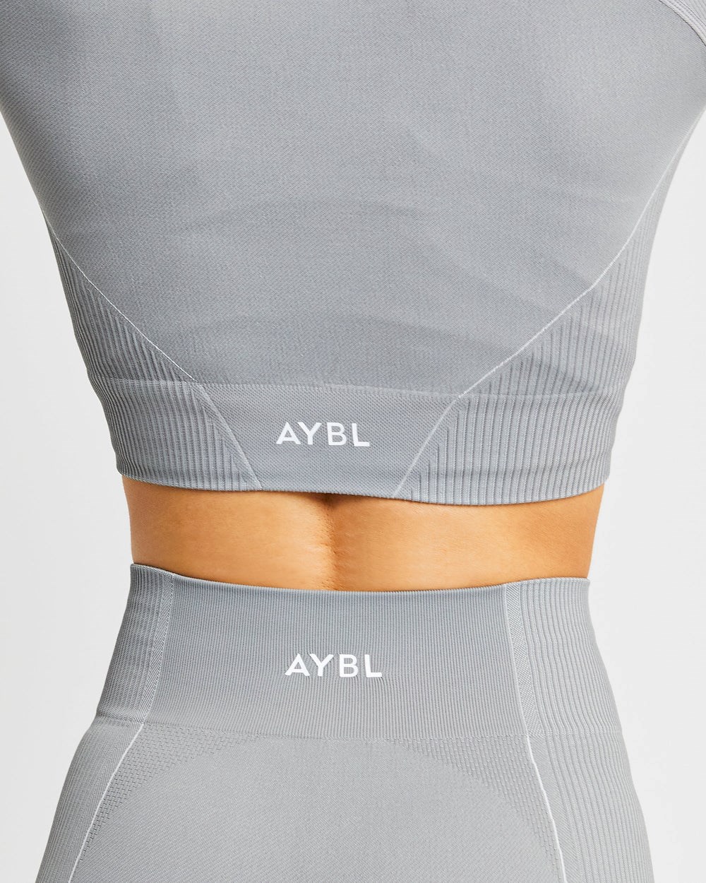 AYBL Reflex Seamless Long Sleeve Crop Top Grijs | 9612340-ZR