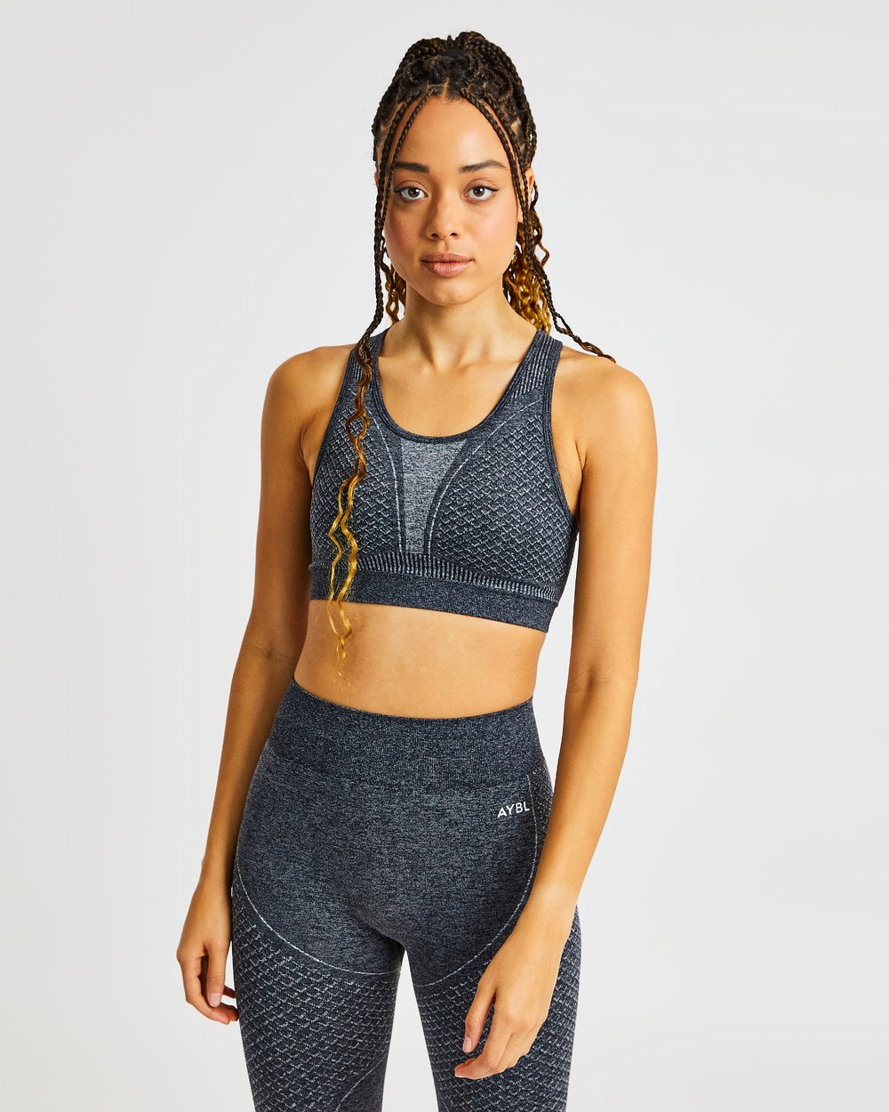 AYBL Impact Seamless Sports Bra Zwart | 7960481-ZU