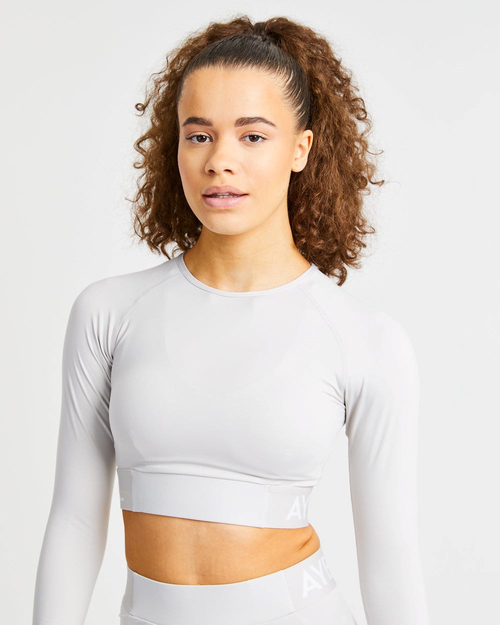 AYBL Training Long Sleeve Crop Top Beige | 9182675-NL