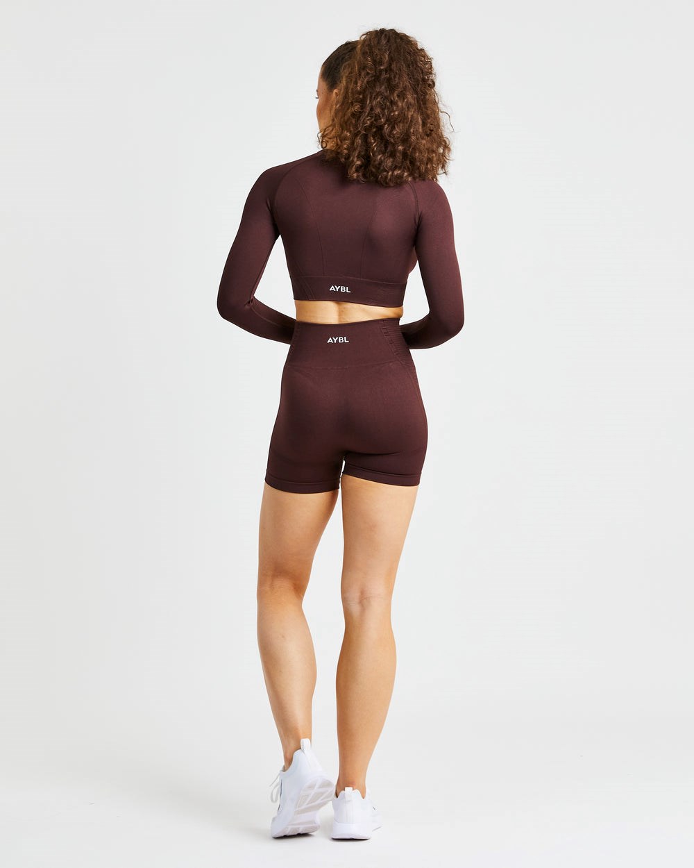 AYBL Balance V2 Seamless Long Sleeve Crop Top Chocola Bruin | 5872694-NB