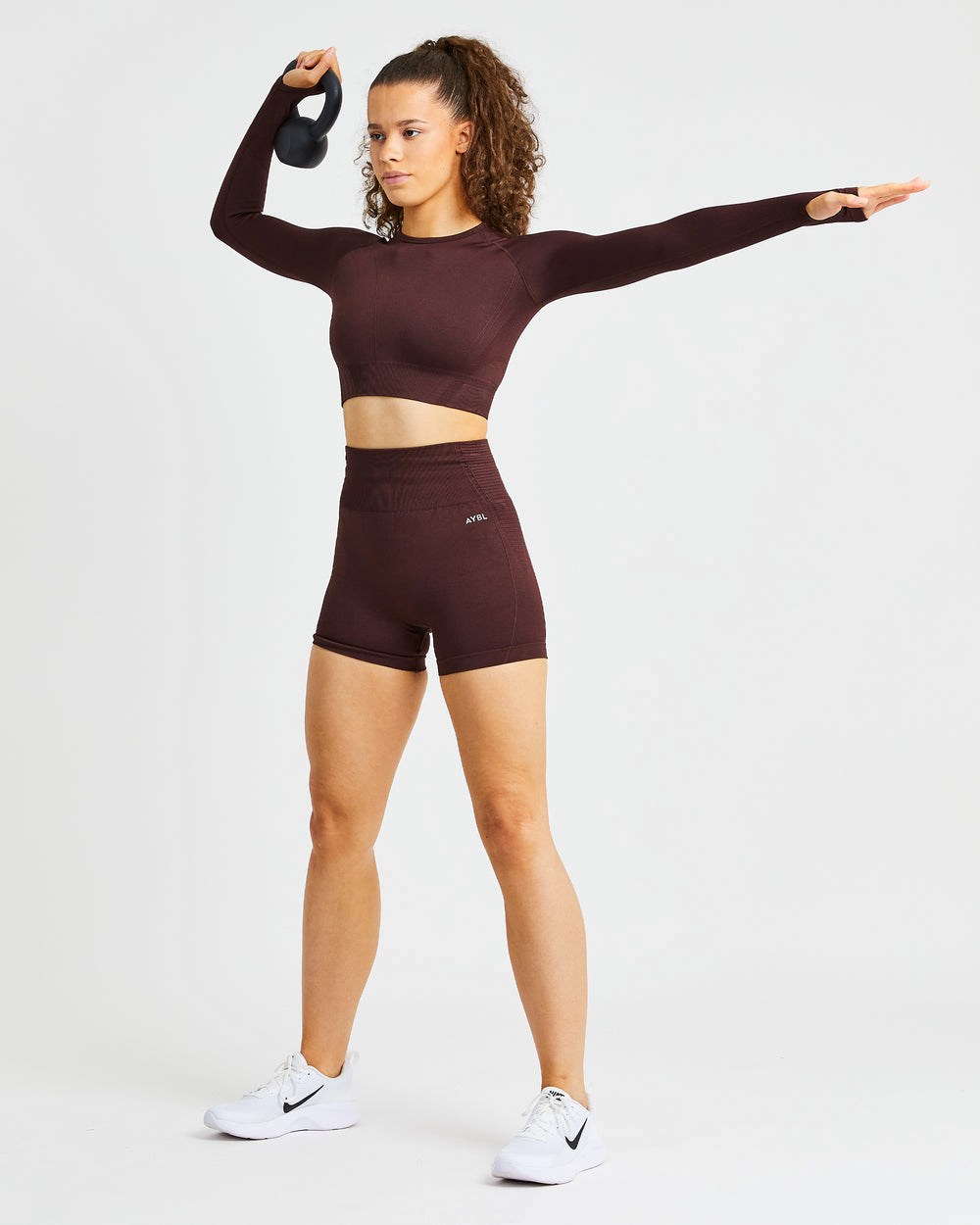 AYBL Balance V2 Seamless Long Sleeve Crop Top Chocola Bruin | 5872694-NB