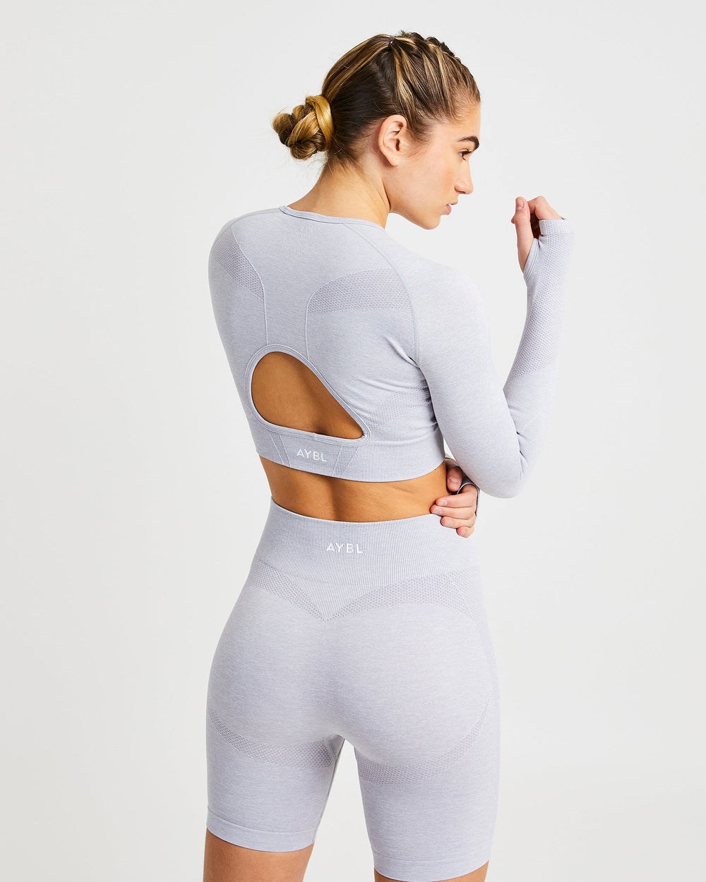 AYBL Motion Seamless Long Sleeve Crop Top Lichtgrijs | 1582940-KM