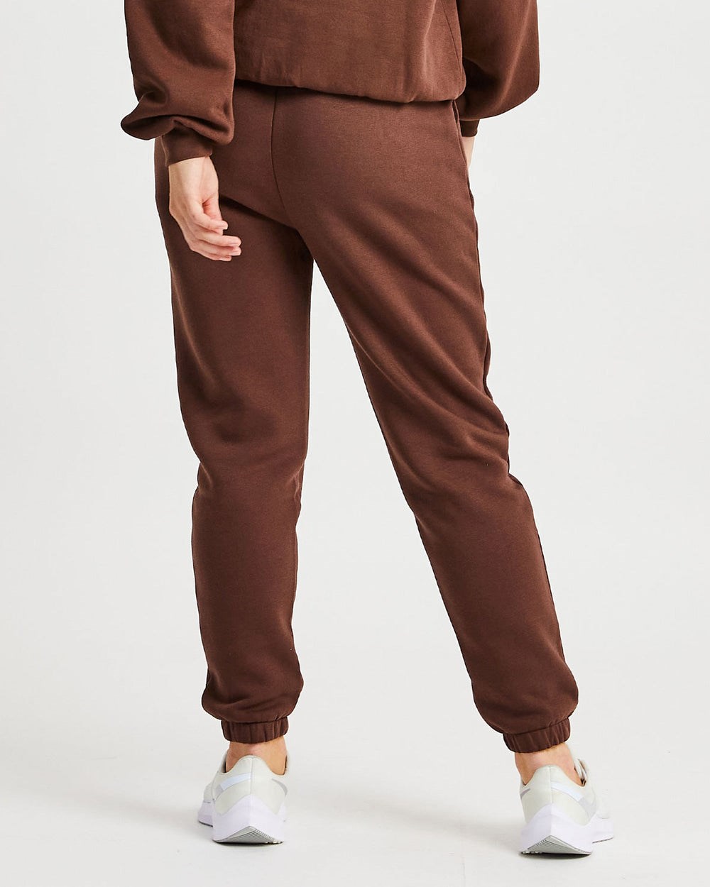 AYBL Luxe Joggers Bruin | 9082654-WE