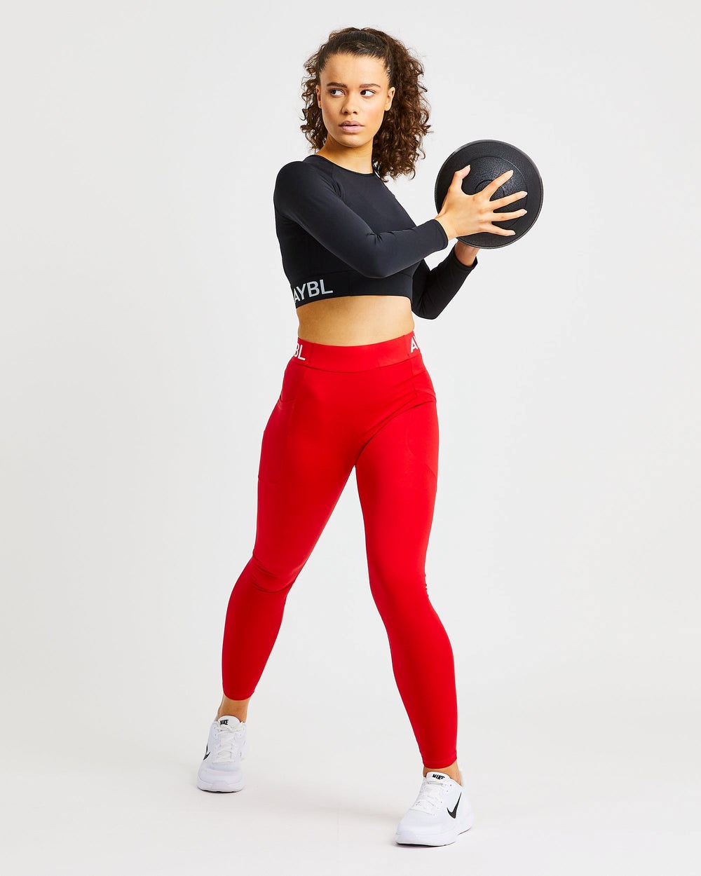 AYBL Training Long Sleeve Crop Top Zwart | 2649137-ES