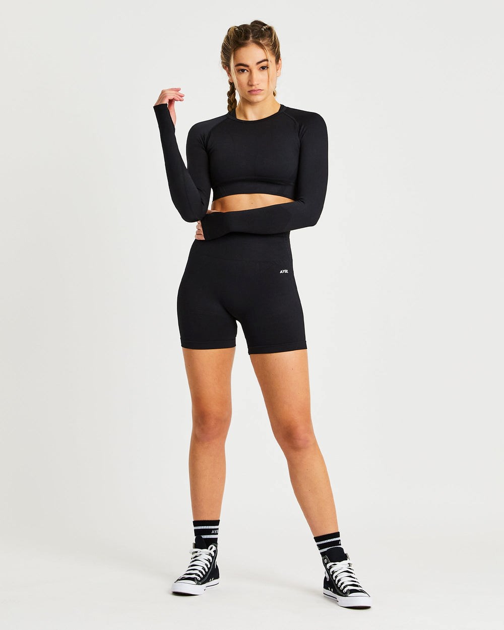 AYBL Balance V2 Seamless Long Sleeve Crop Top Zwart | 3986407-AW