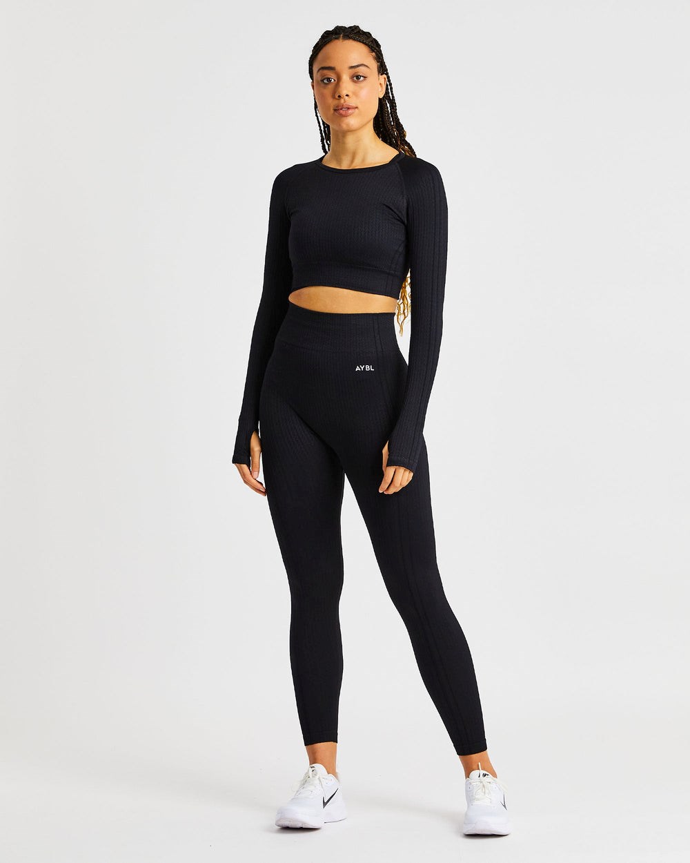 AYBL Luxe Seamless Long Sleeve Crop Top Zwart | 6509487-MD