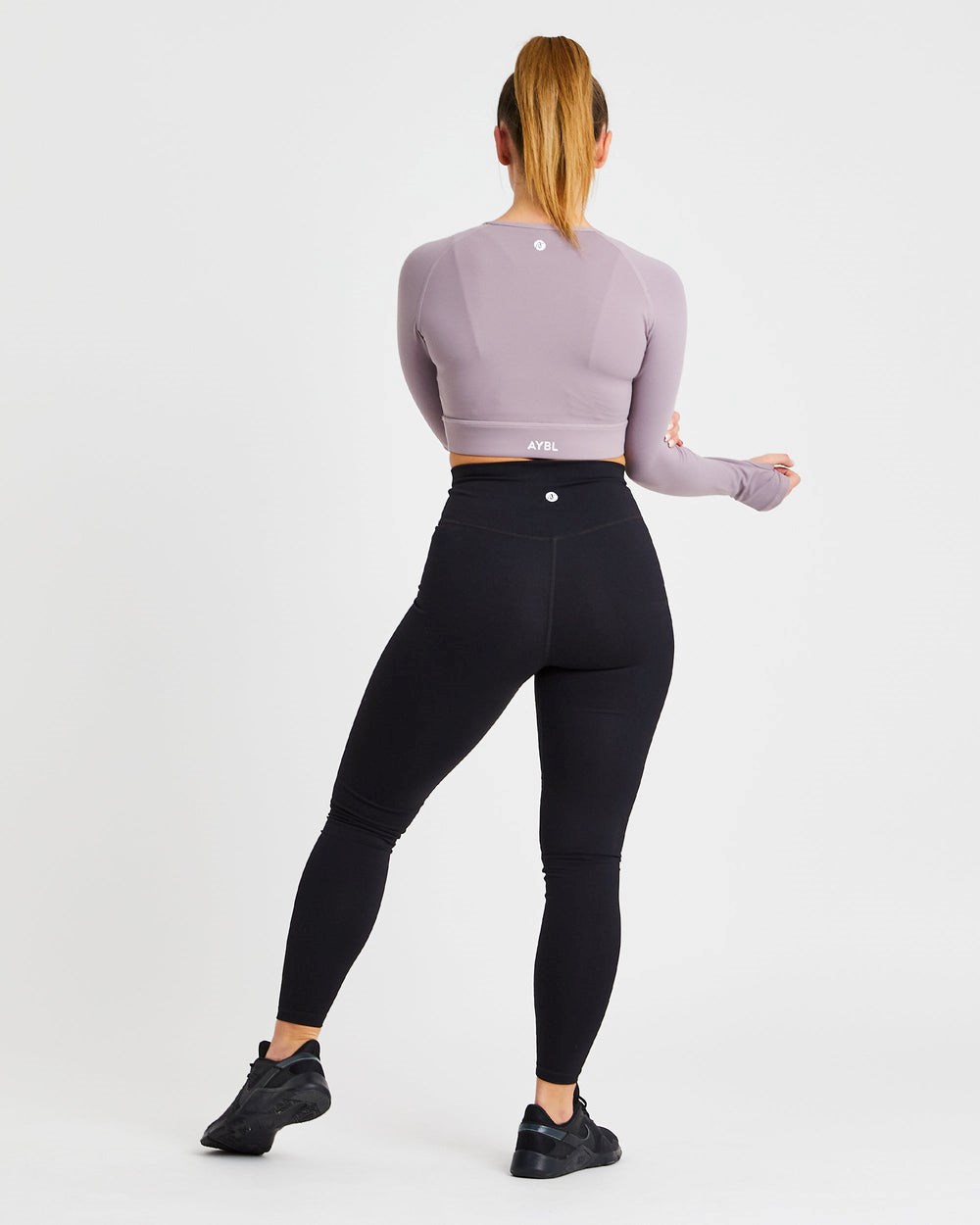 AYBL Core Long Sleeve Crop Top Lavendel | 4328576-YJ