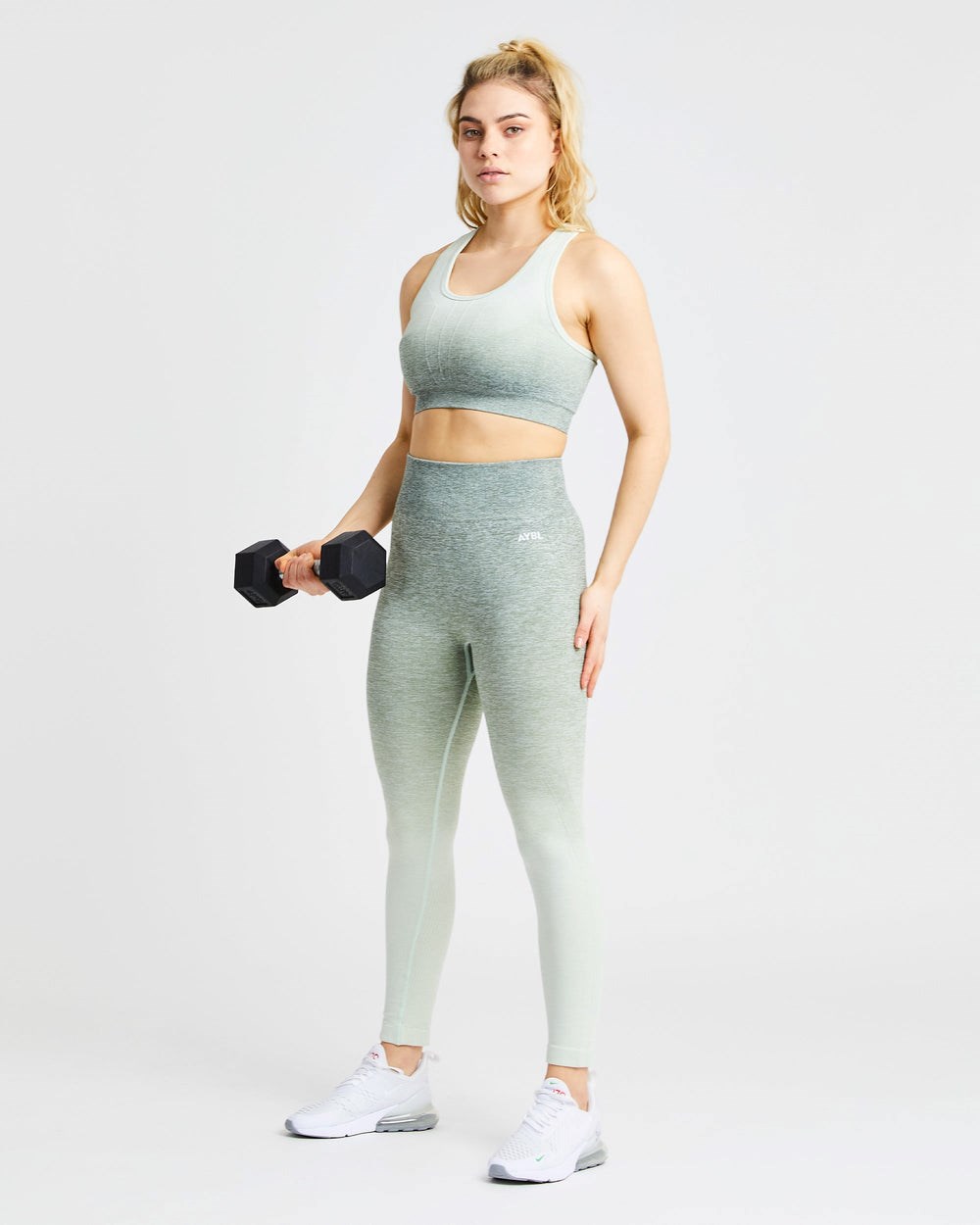 AYBL Pulse Ombré Seamless Sports Bra Khaki | 8742690-ZM