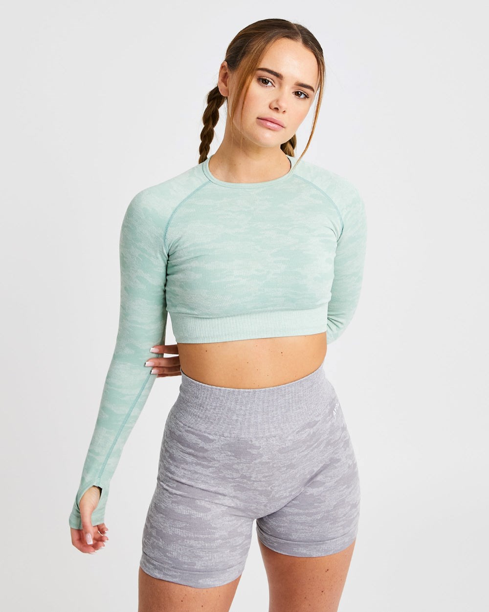 AYBL Evolve Camo Seamless Long Sleeve Crop Top Groen | 6418293-TB