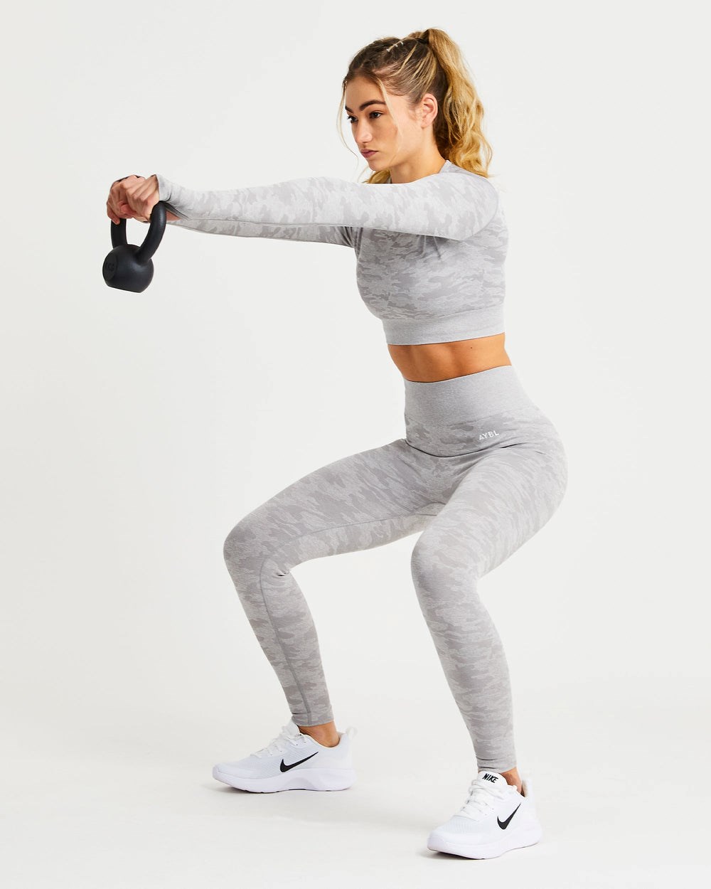 AYBL Evolve Camo Seamless Long Sleeve Crop Top Grijs | 4287051-JY