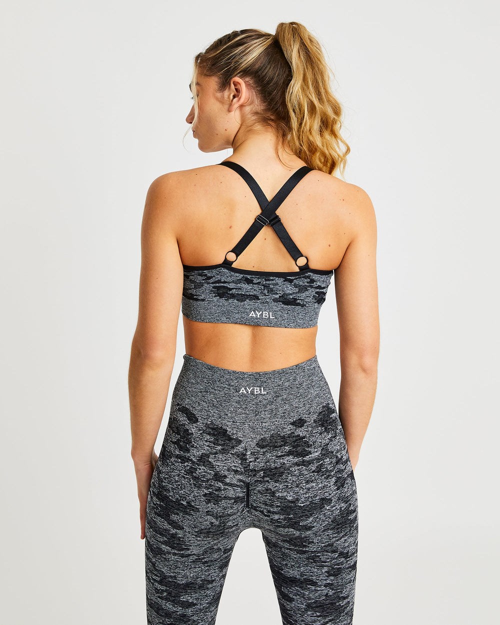 AYBL Evolve Camo Seamless Sports Bra Zwart | 4605321-AB