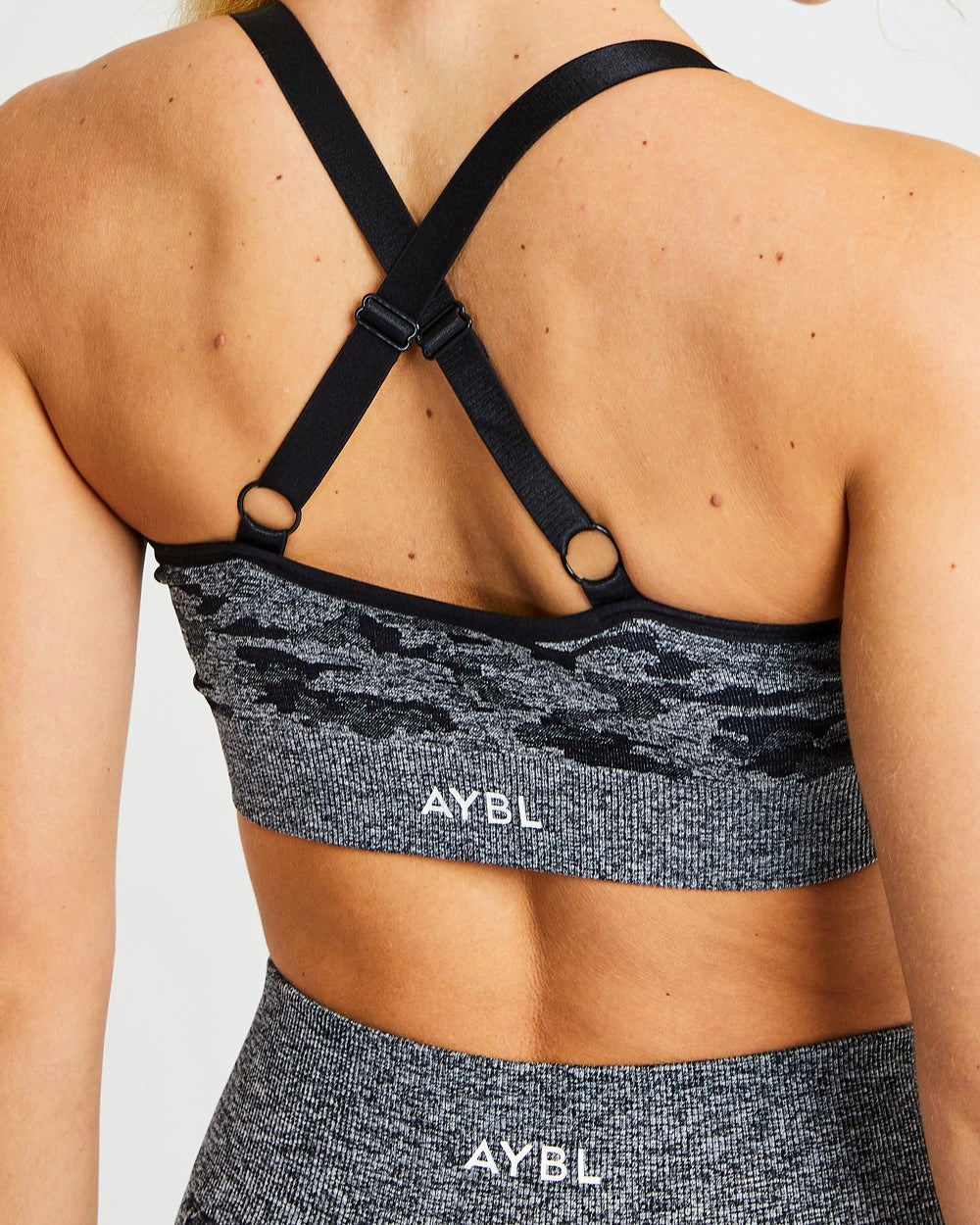 AYBL Evolve Camo Seamless Sports Bra Zwart | 4605321-AB