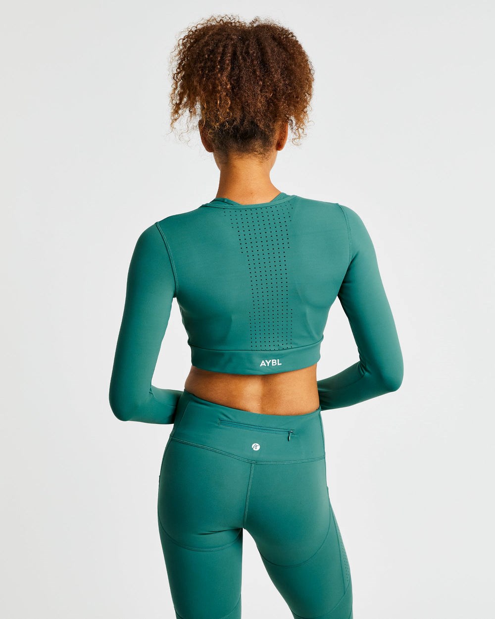 AYBL Pace Long Sleeve Crop Top Diepgroen | 4185027-CJ