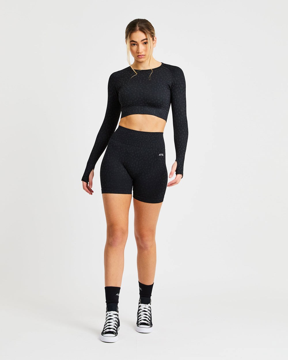 AYBL Evolve Speckle Seamless Long Sleeve Crop Top Zwart | 7295348-TH