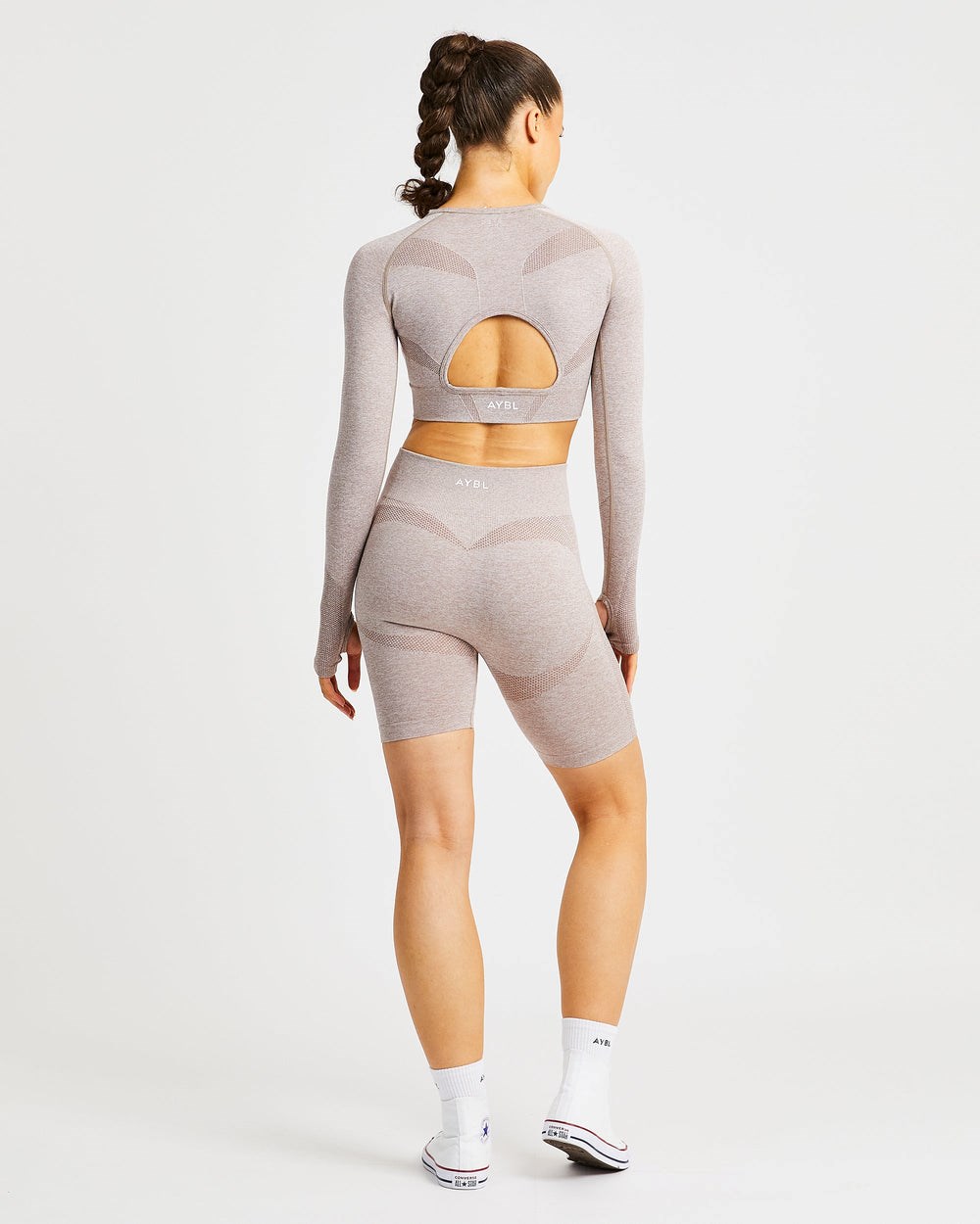 AYBL Motion Seamless Long Sleeve Crop Top Beige | 9637025-FY