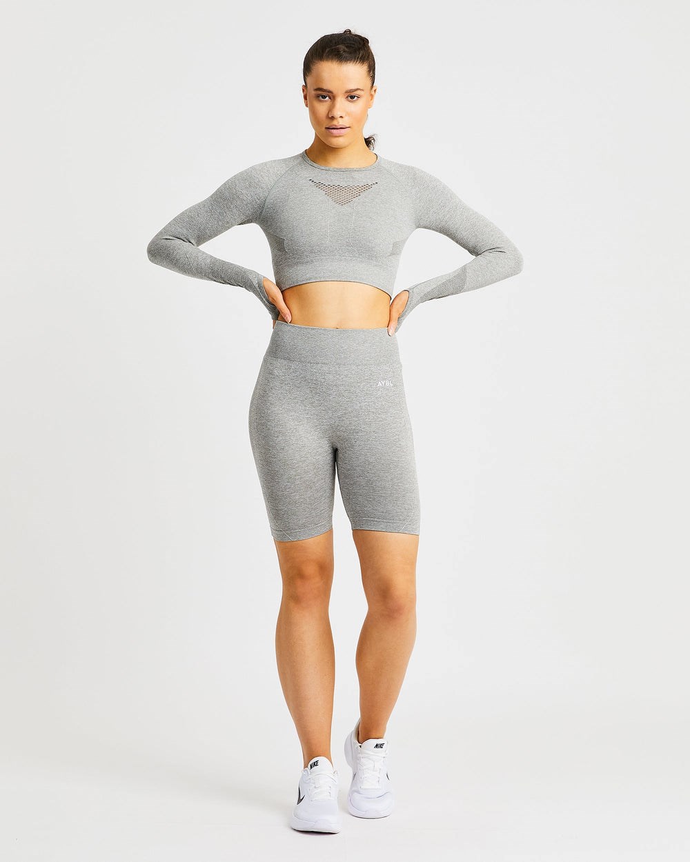 AYBL Motion Seamless Long Sleeve Crop Top Khaki | 4026518-BD