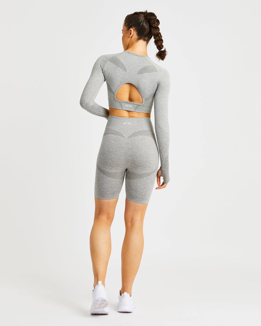 AYBL Motion Seamless Long Sleeve Crop Top Khaki | 4026518-BD