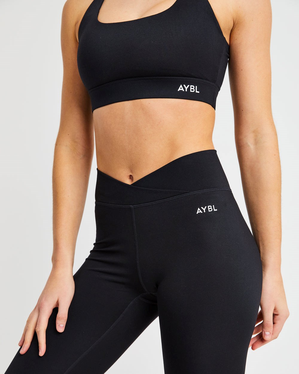 AYBL Flow Sports Bra Zwart | 5162807-OT