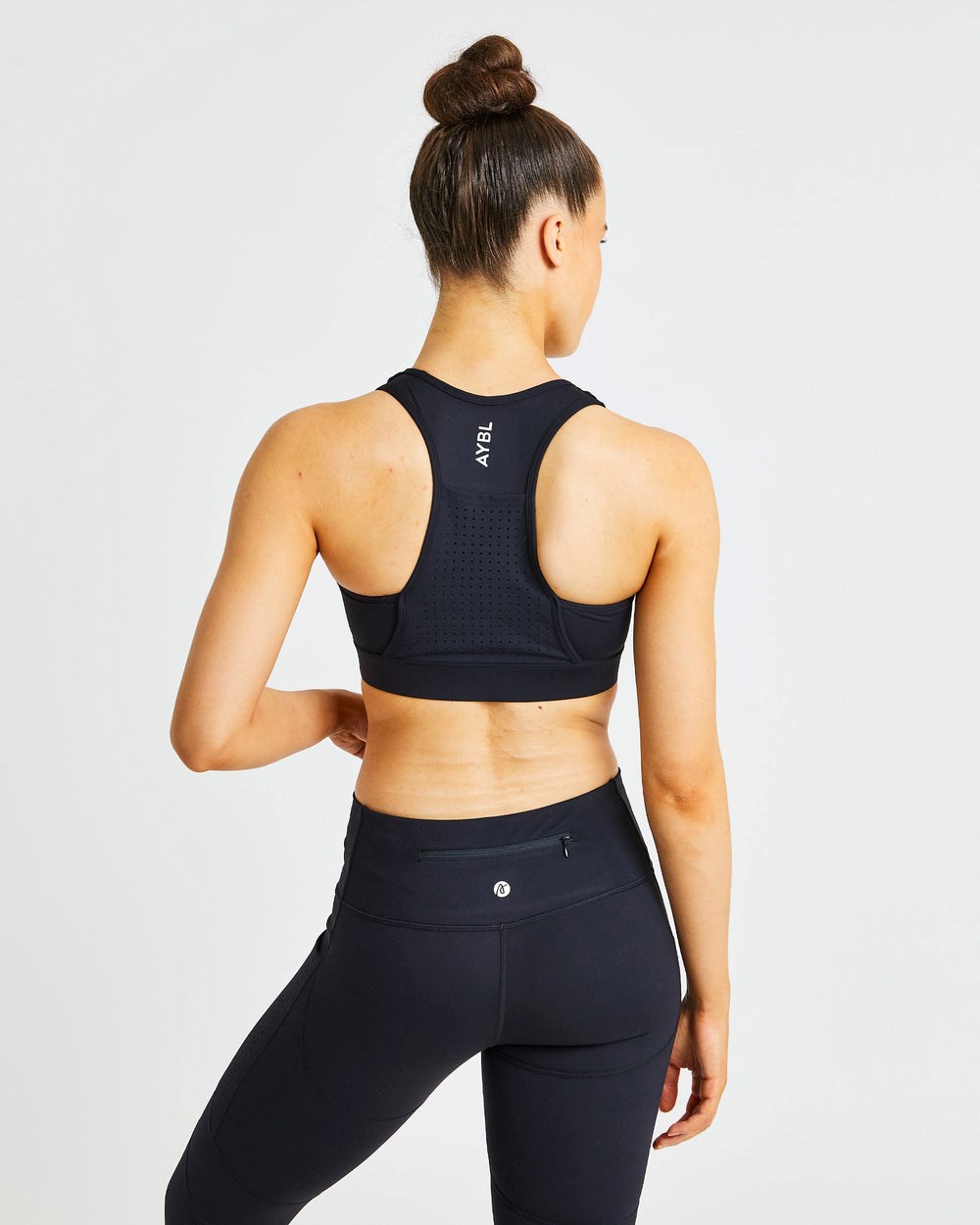 AYBL Pace Sports Bra Zwart | 5237649-UJ