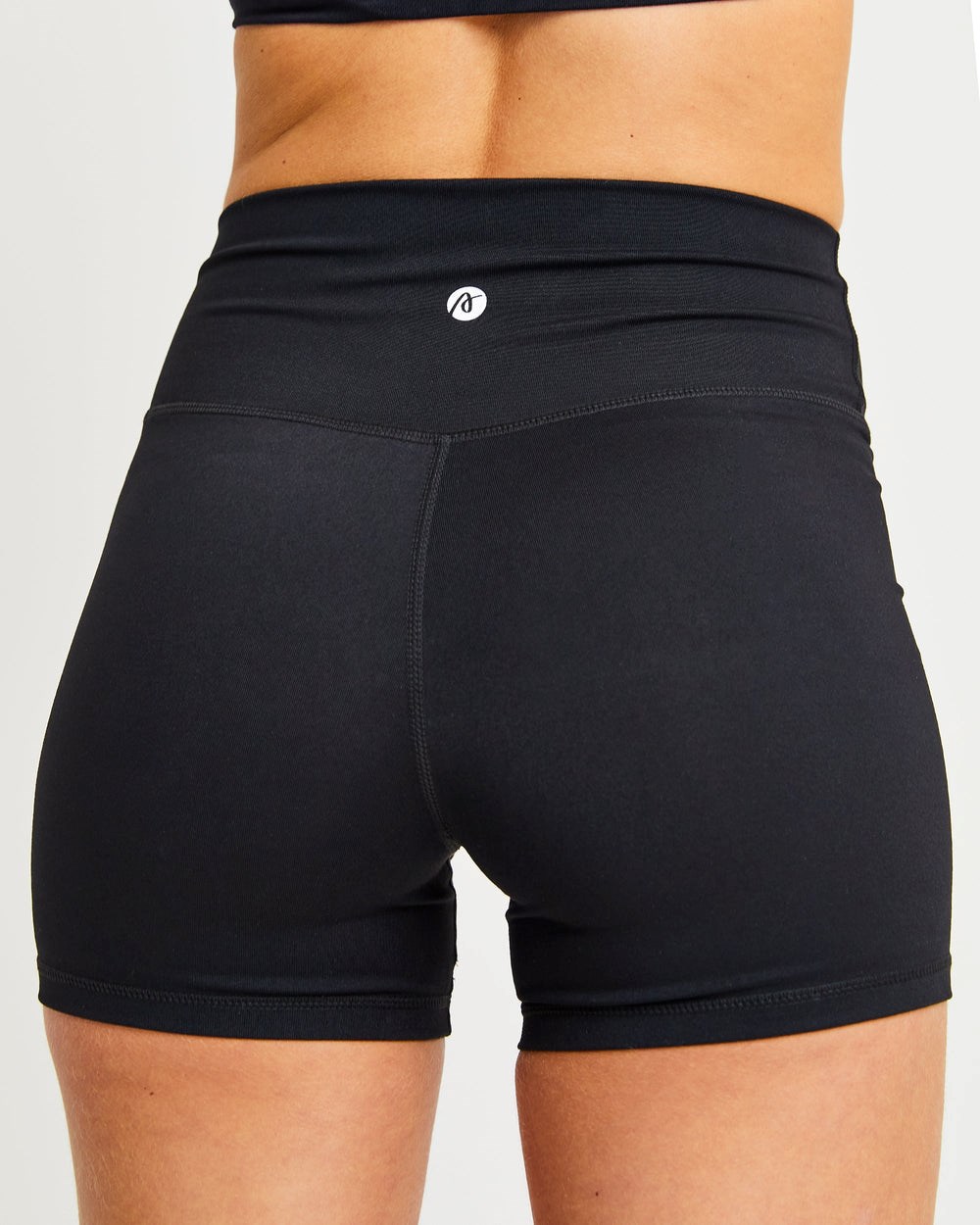 AYBL Core Shorts Zwart | 8496123-AN