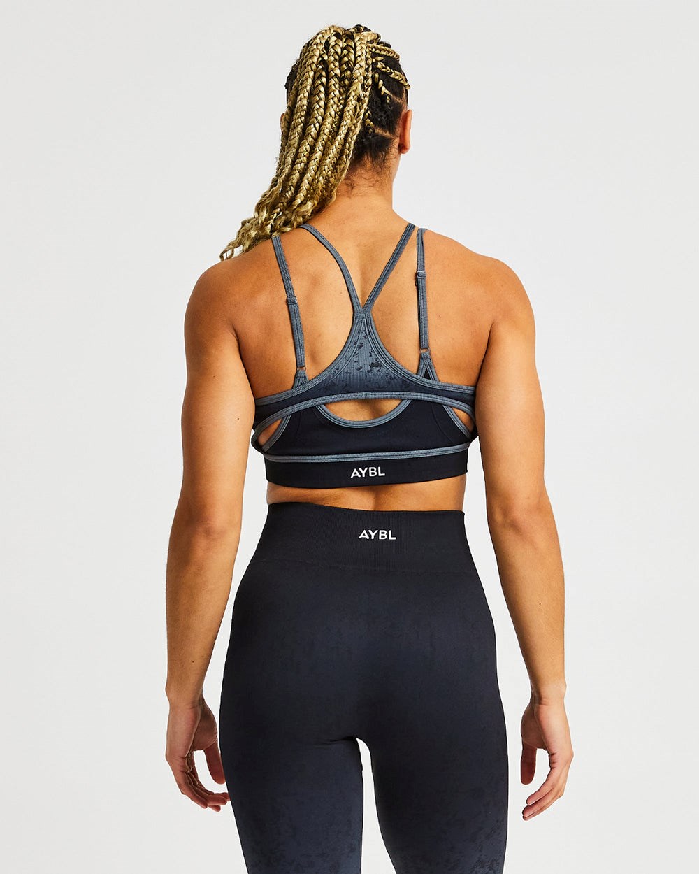 AYBL Flare Seamless Sports Bra Zwart | 2087163-WZ