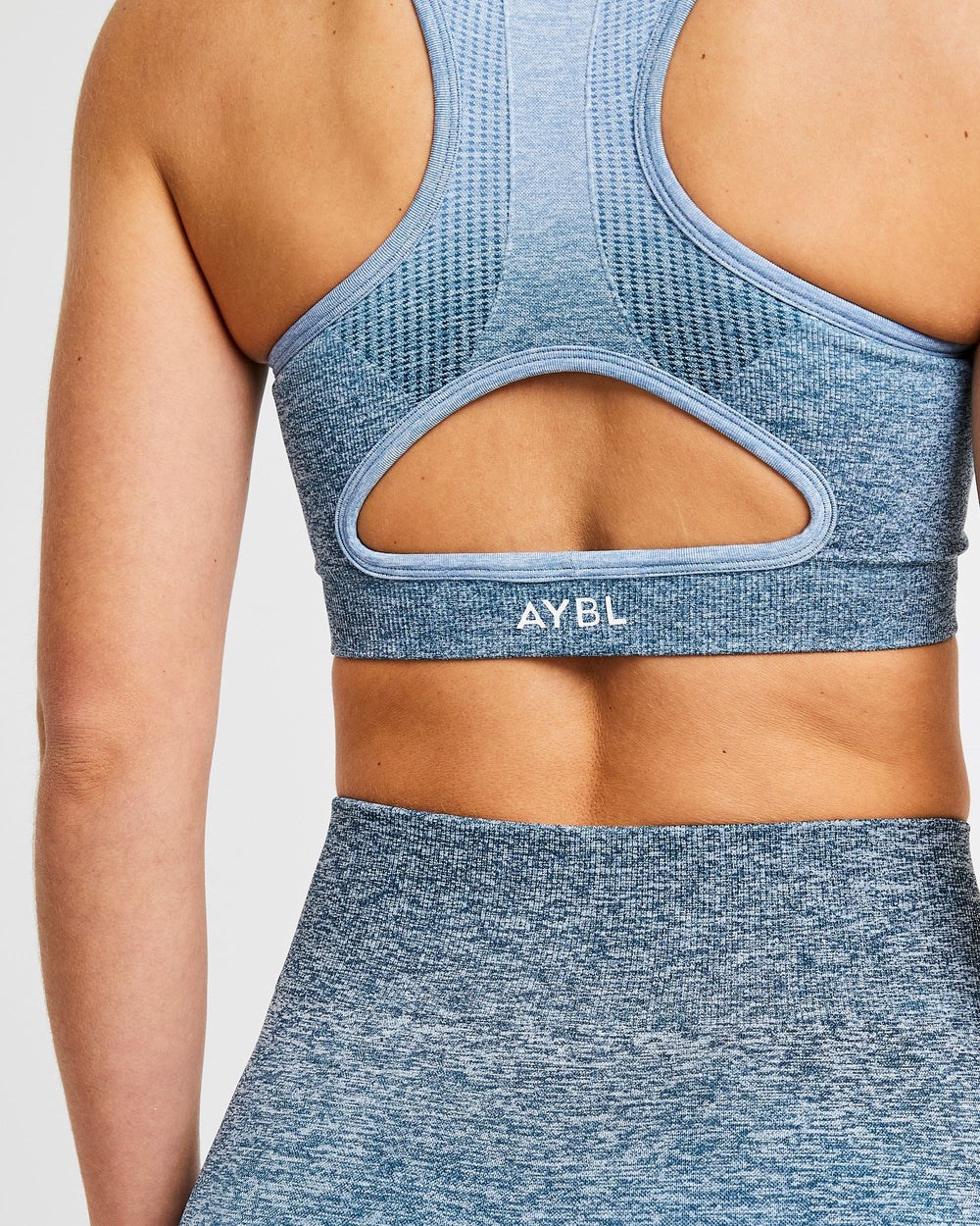 AYBL Pulse Ombré Seamless Sports Bra Teal | 1947068-RU