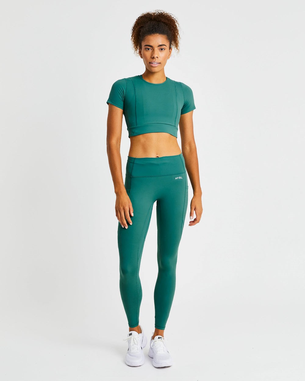 AYBL Pace Crop Top Diepgroen | 6819702-HT